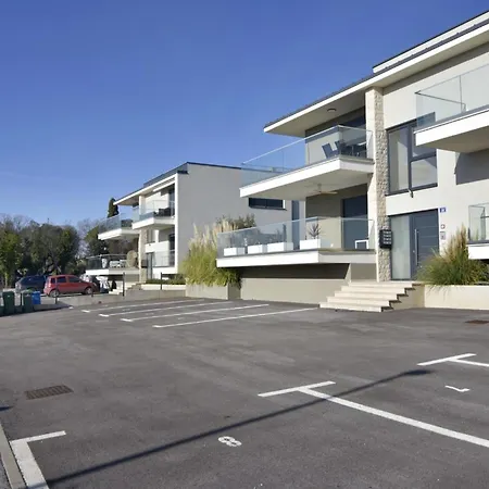 Appartamento With Parking Space Valica, - 25198 *