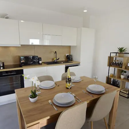 Apartamento With Parking Space Valica, - 25198